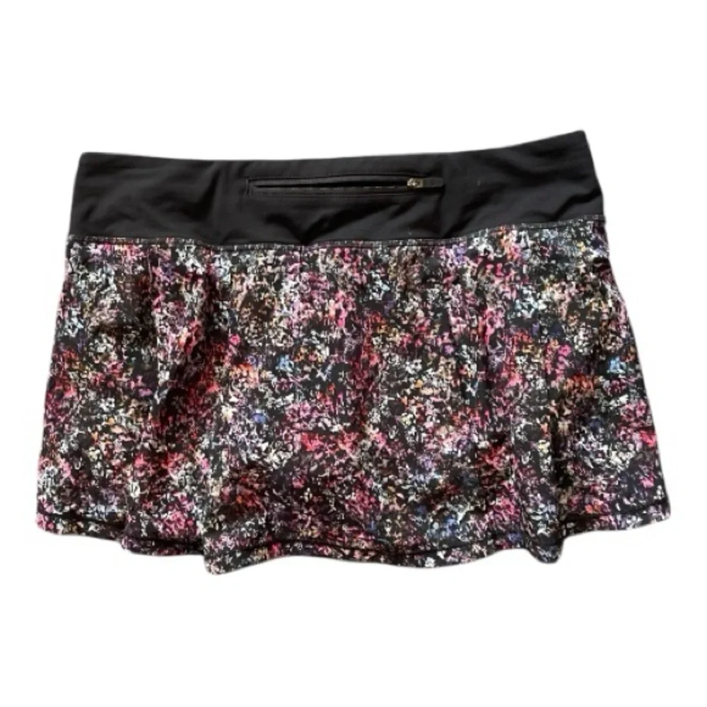 #082, Lululemon Pace Rival Mid-rise skirt floral spray multi, size 8